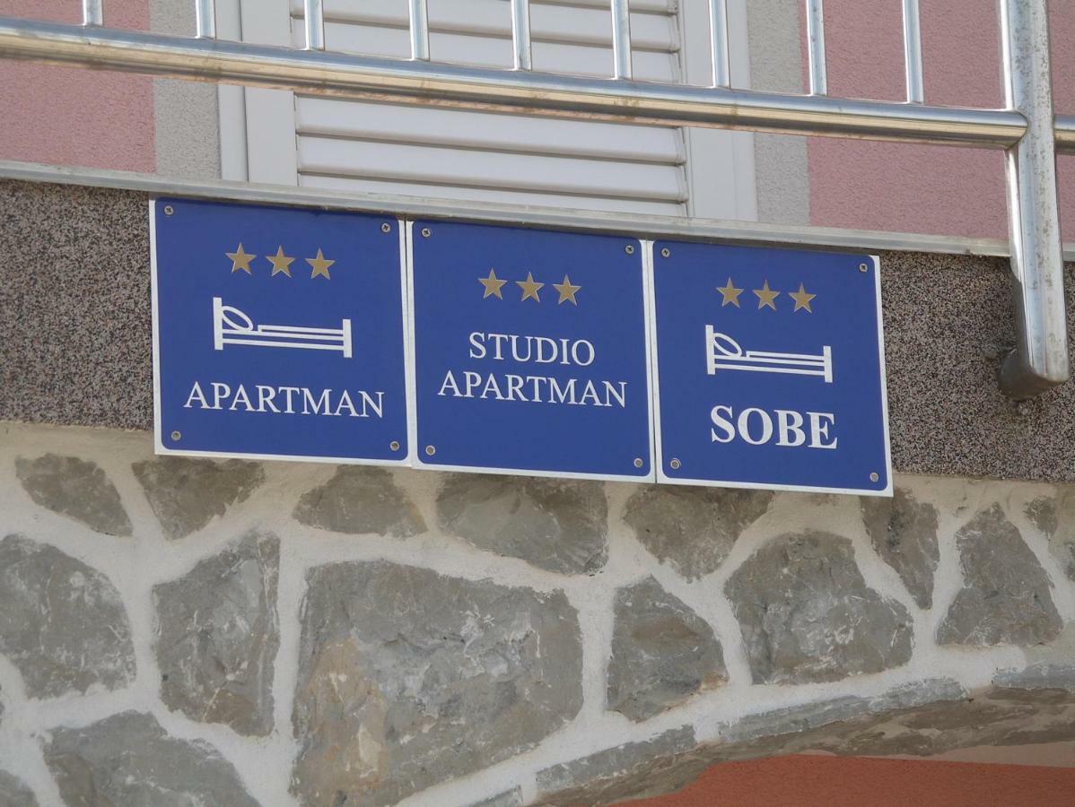 Apartments Marija Malinska Exterior photo
